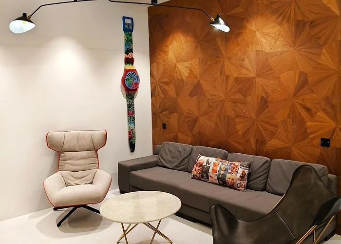 Stylish 3br Designer Townhouse With Bathtub Near Bts On Nut Bangkok