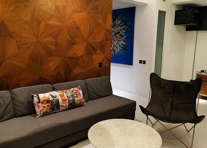 Stylish 3br Designer Townhouse With Bathtub Near Bts On Nut Villa *