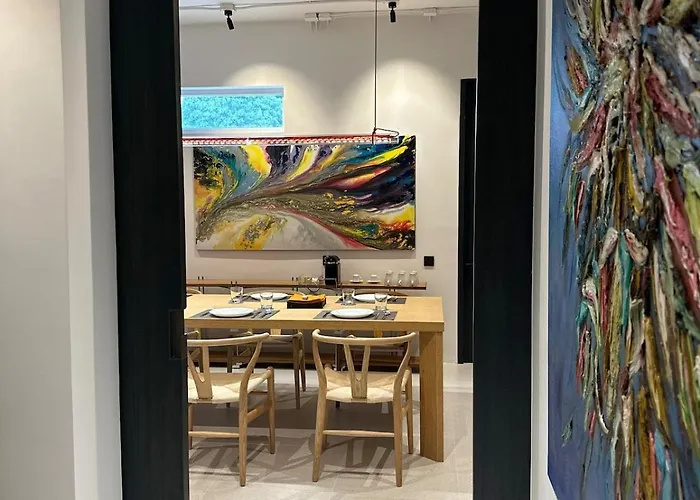 Stylish 3br Designer Townhouse With Bathtub Near Bts On Nut Bangkok