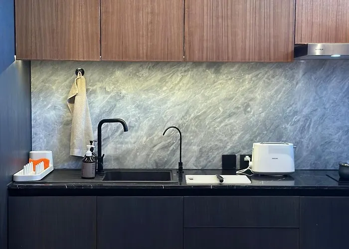 Villa Stylish 3br Designer Townhouse With Bathtub Near Bts On Nut Bangkok