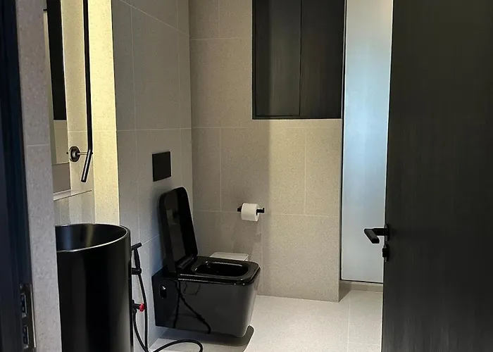 Stylish 3br Designer Townhouse With Bathtub Near Bts On Nut Villa *