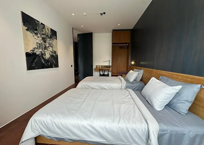 Stylish 3br Designer Townhouse With Bathtub Near Bts On Nut Villa Bangkok
